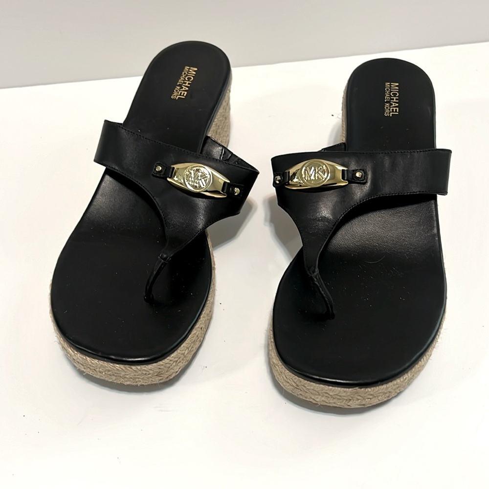 MICHAEL Michael Kors Tilly Thong Espadrille Sandal- size 10